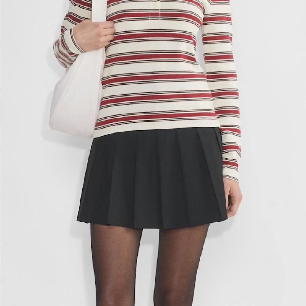 Aritzia Sunday Best Black Pleaded Mini Skirt